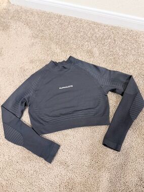 Alphalete Seamless Crop Long Sleeve, Small